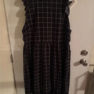 SHEIN Black and White Grid Midi Dress